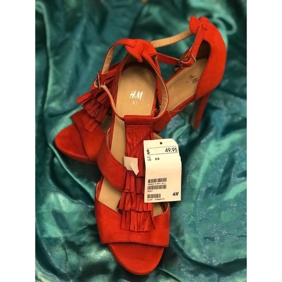 Strap Fringe Heeled Sandal - Picture 2 of 8